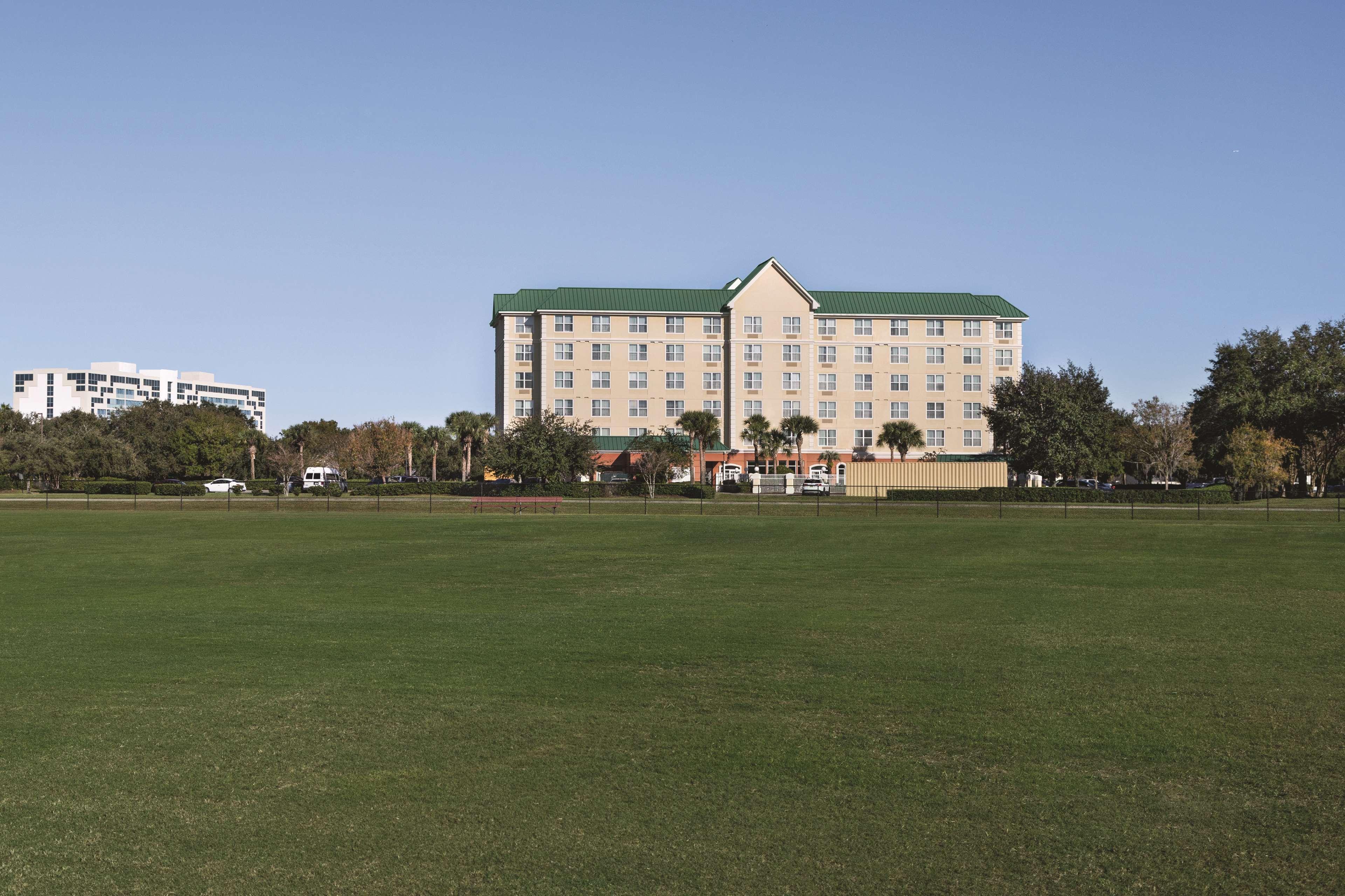 Country Inn & Suites By Radisson, Orlando Airport, Fl Exteriör bild