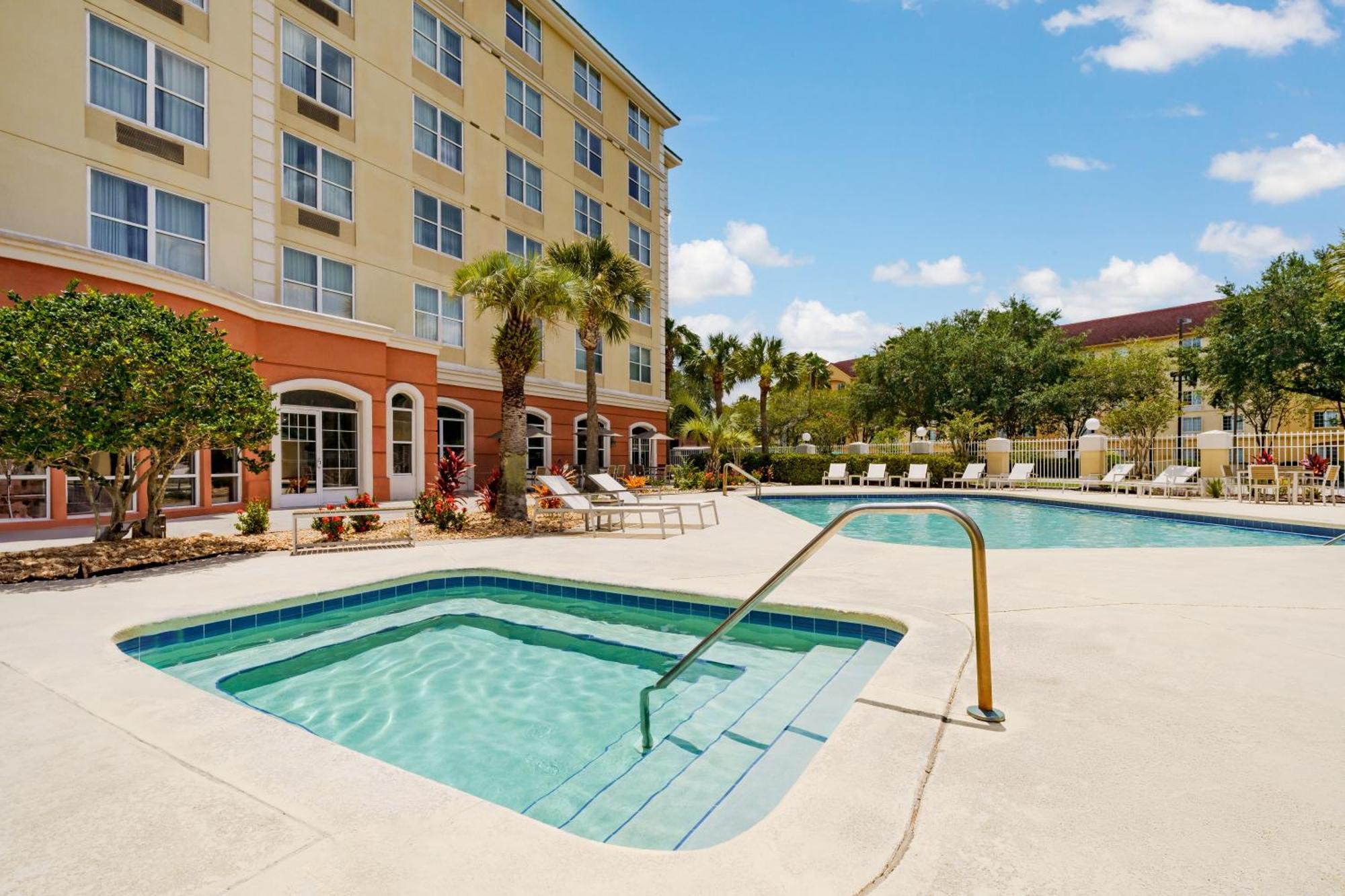 Country Inn & Suites By Radisson, Orlando Airport, Fl Exteriör bild